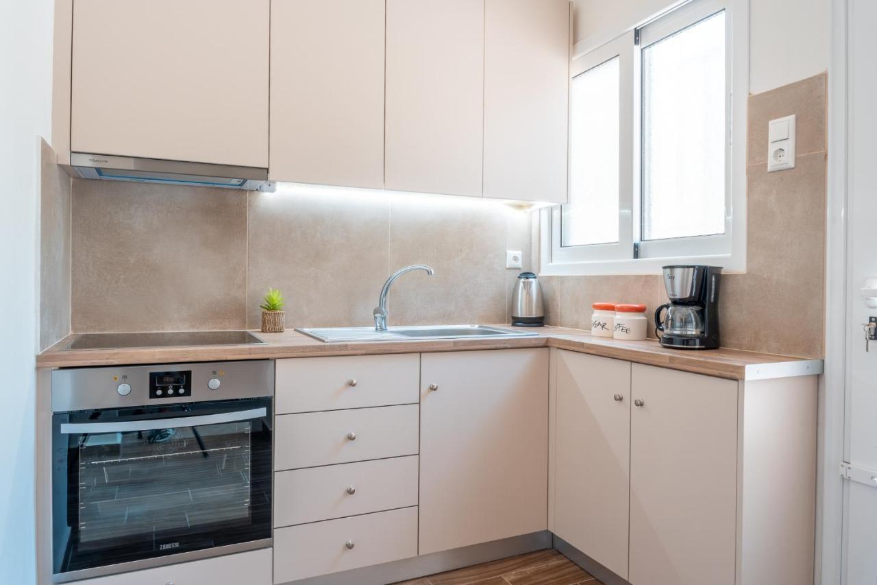 Stylish Central Renovated Apartment Heraklion  Exterior photo