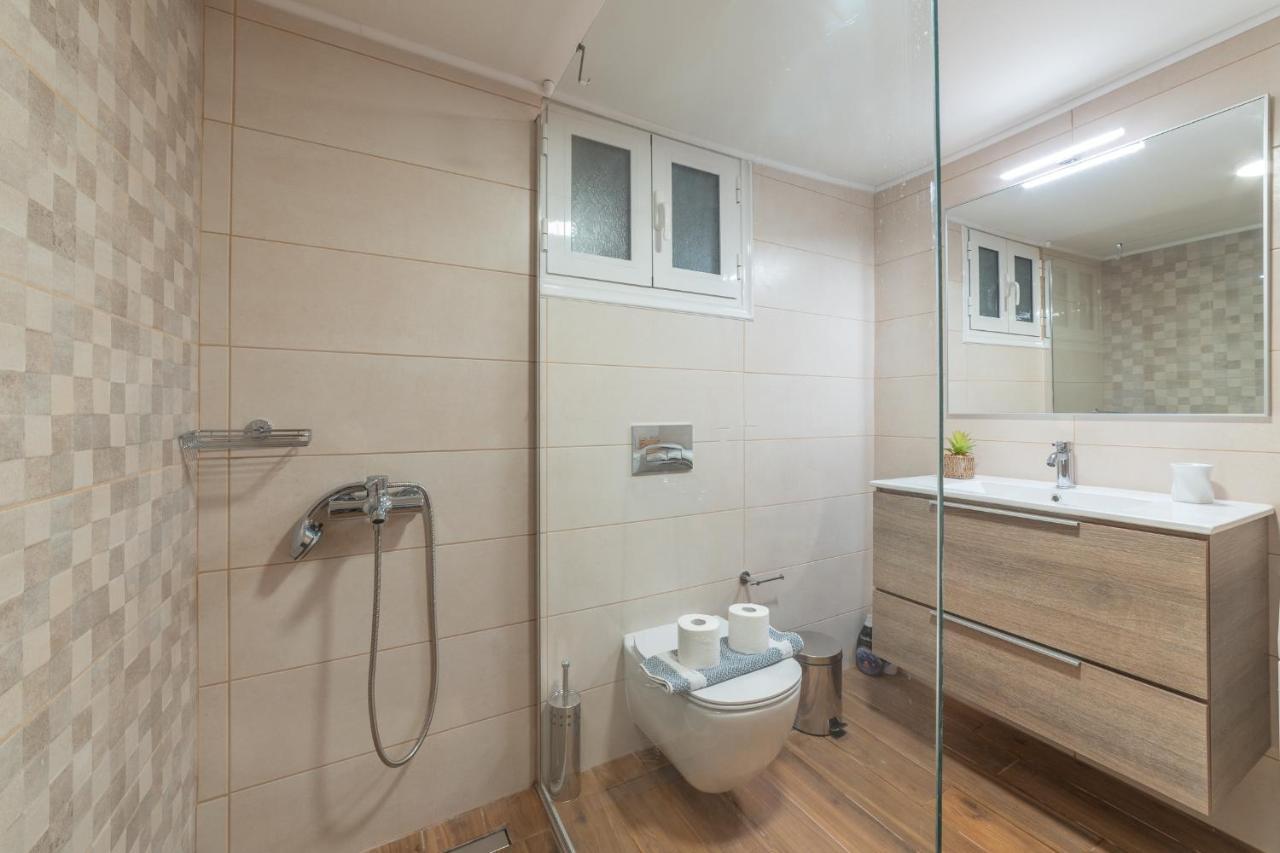 Stylish Central Renovated Apartment Heraklion  Exterior photo